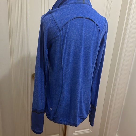 Lululemon Quarterzip - Picture 4 of 6